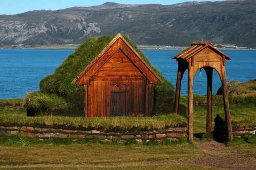 Файл:Brattachurch.jpg