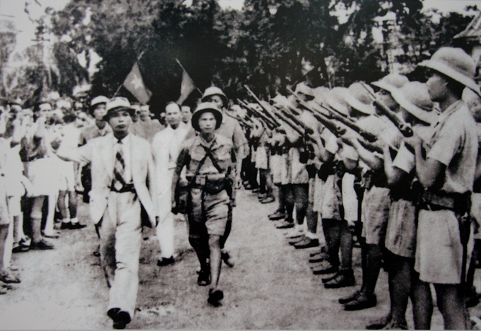 Файл:Viet Minh during August Revolution.jpg