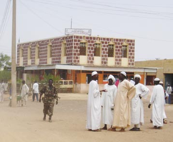 Файл:Darfur report - Page 3 Image 1.jpg