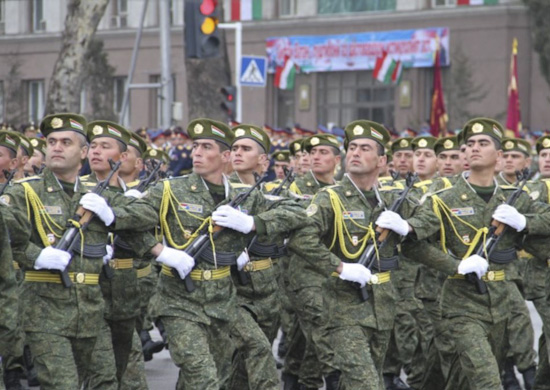 Файл:Tajik National Army Day 01.jpg