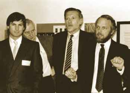 Файл:Jobs-Adobe-Founders-LaserWriter.jpg