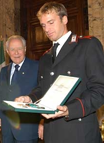 27.09.2004. Сальваторе Санцо становится командором ордена «За заслуги перед Итальянской Республикой»