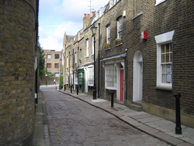 Файл:Little Green Street London.jpg