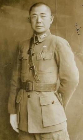 Файл:Chen Mingren.jpg