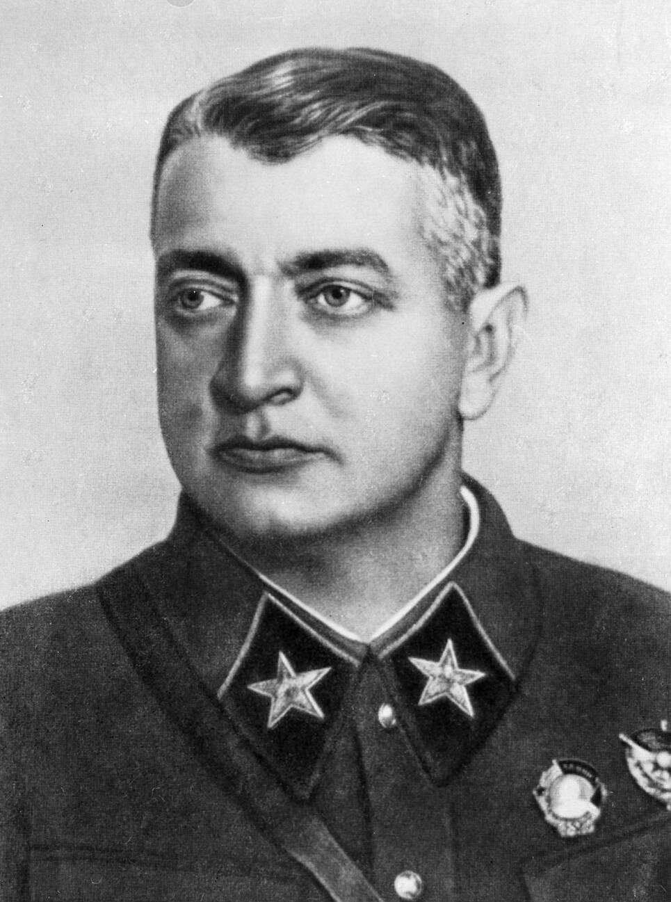Файл:Mikhail Tukhachevsky.jpg