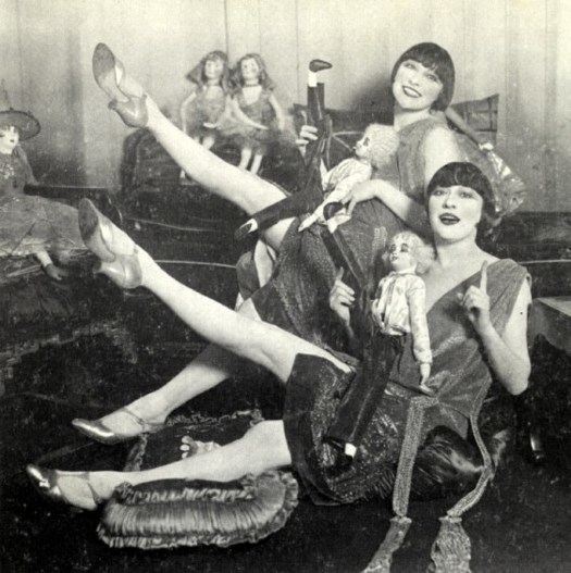 Файл:Dolly Sisters.jpg