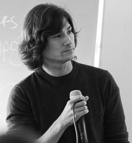 Файл:David Usher 2009.jpg