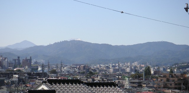 Файл:Mount Takao 20051023.jpg