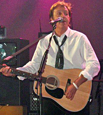 Файл:Paul McCartney BBC Electric Proms.jpg
