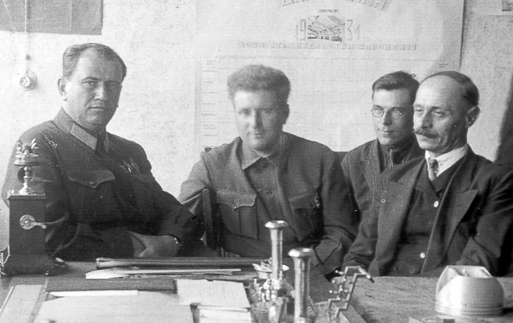 Файл:Poberezhsky-Chubarov.jpg
