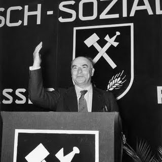 Файл:Otto Strasser.jpg