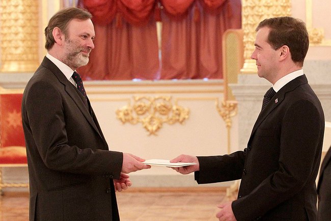 Файл:Tim Barrow and Dmitry Medvedev.jpeg