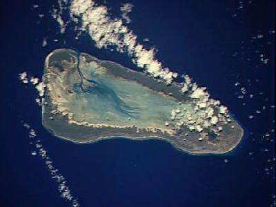 Файл:NASA Aldabra Atoll.jpg