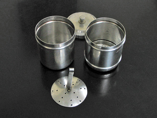 Файл:Disassembled South Indian coffee filter.jpg
