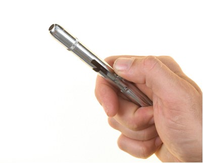 Файл:Pen gun hand held.jpg