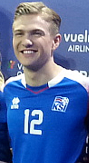 Файл:Ari Ólafsson 2018.jpg