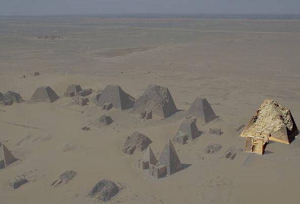 Файл:Sudan Meroe Pyramids 2001 N11.jpg