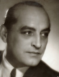 Файл:TadeuszOlsza.jpg