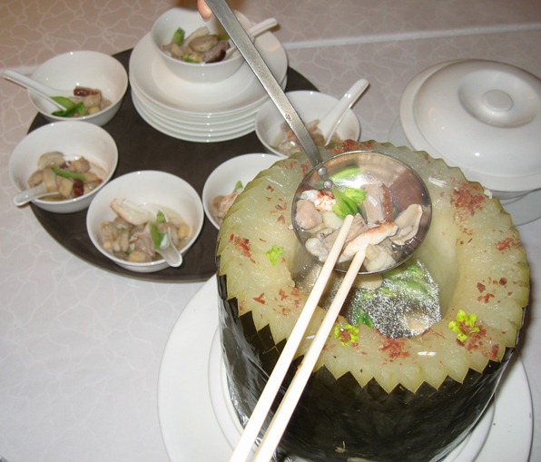 Файл:Winter melon soup.jpg