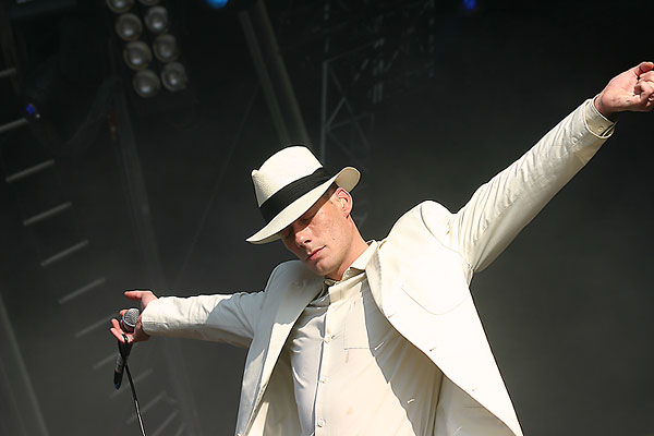 Файл:Covenant eskil simonsson.jpg