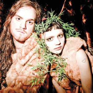 Файл:Grimes - Darkbloom.jpg