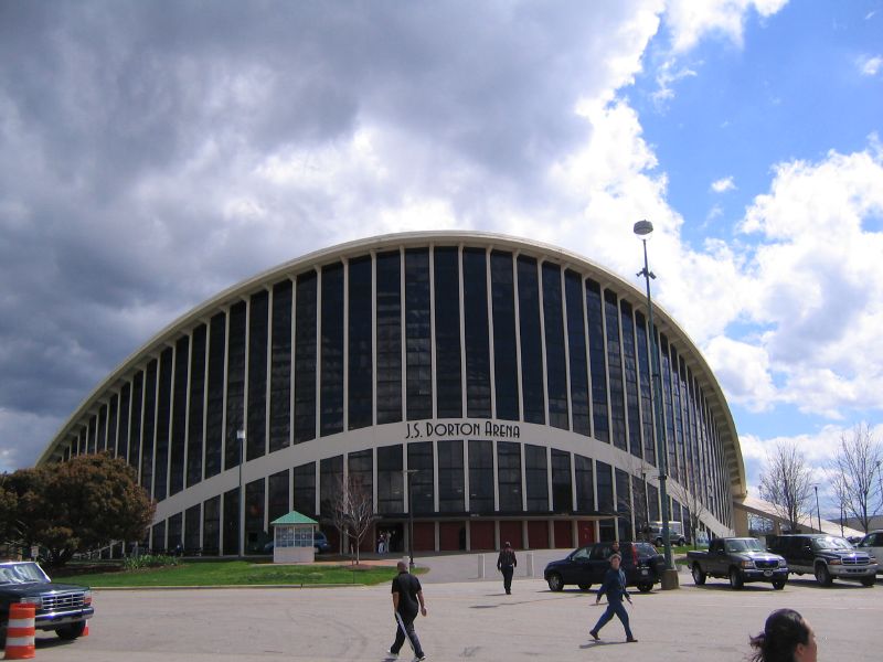 Файл:Dorton Arena.jpg