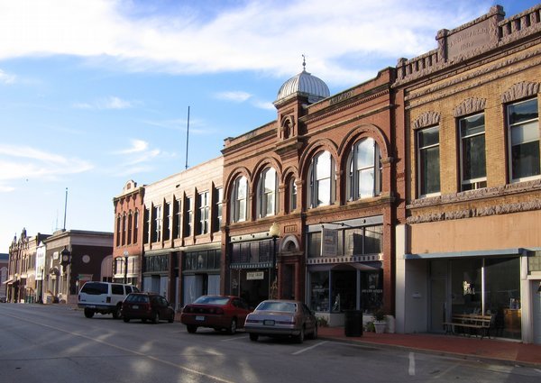 Файл:Downtown-guthrie-oklahoma.jpg