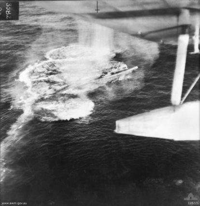 Файл:U-106 Luftangriff.jpg