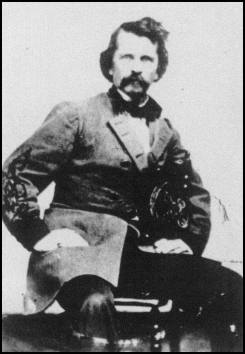 Файл:Earl Van Dorn.jpg
