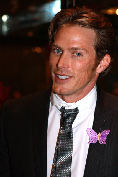Файл:Jason Lewis (actor).jpg