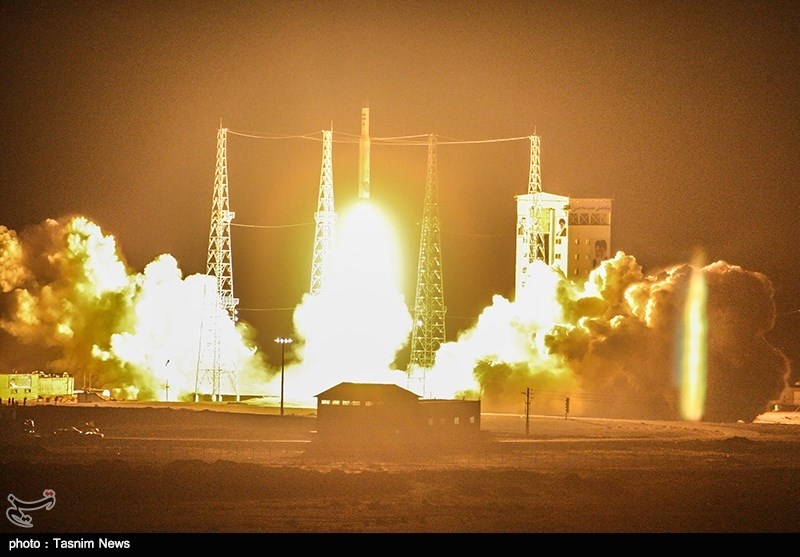 Файл:Simorgh Payam launch 08.jpg