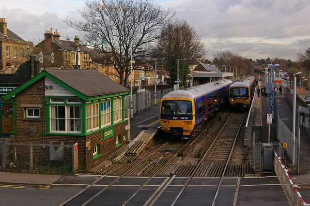 Файл:Reigate station 2.jpg
