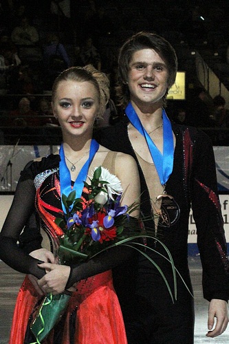 Файл:2011 Grand Prix Final Juniors Alexandra Stepanova Ivan Bukin.jpg