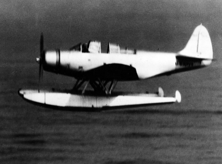 Файл:TBD-1A floatplane in flight 1941.jpg