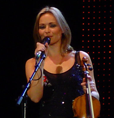 Файл:Sharon Corr.png