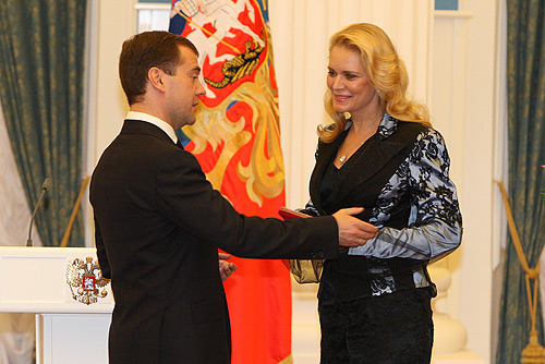 Файл:Dmitry Medvedev with Elena Yakovlev.jpg