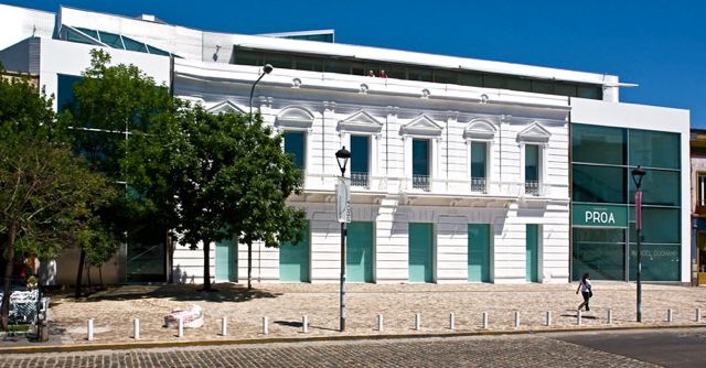 Файл:Fachada del edificio de Fundación Proa, La Boca.jpg