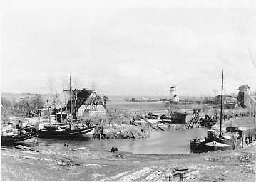 Файл:Krautsand harbor 1951.jpg