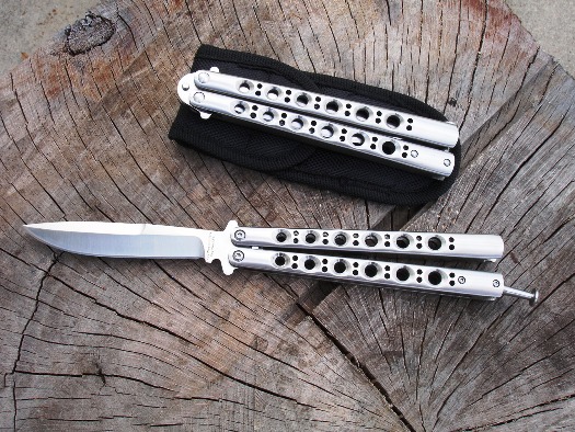 Файл:ButterflyKnifeOpenandClosed.jpg