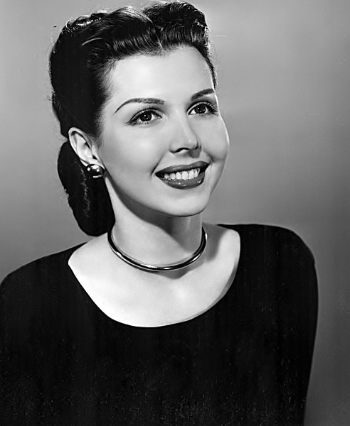 Файл:Anne Miller 1948.jpg