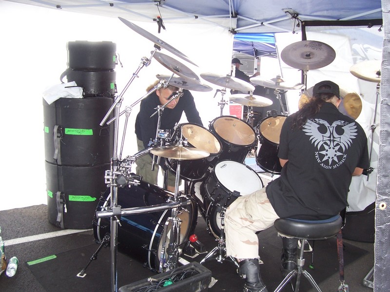 Файл:Behemoth band stuff 2.jpg