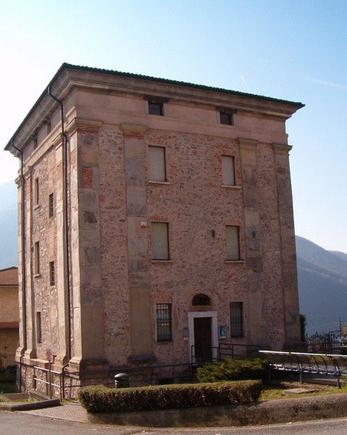 Файл:Torre-Avogadro.jpg