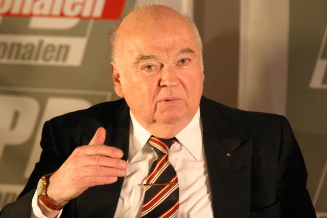 Файл:Gerhard Frey.jpg