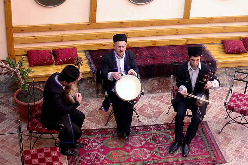 Файл:Azeri 7.jpg