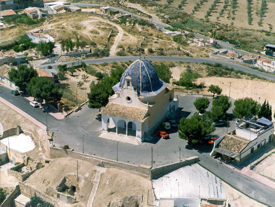 Файл:Monovar.Ermita de Santa Bárbara.jpg