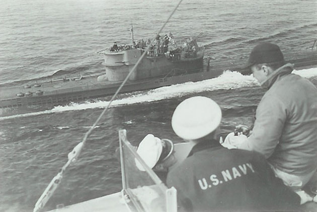 Файл:U234 KptLt Fehler USS Sutton.jpg