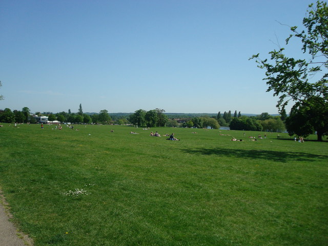 Файл:Danson Park.jpg