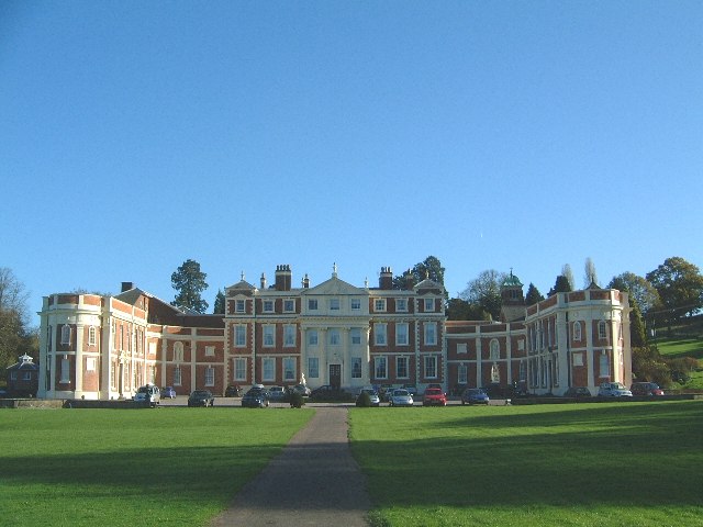 Файл:Hawkstone Hall.jpg