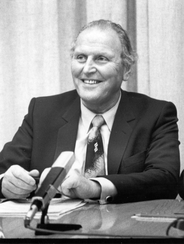 Файл:Willi Ritschard 1983.jpg