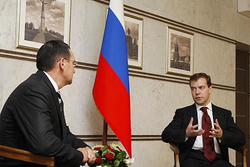 Файл:Dmitry Medvedev 6 August 2008-1.jpg